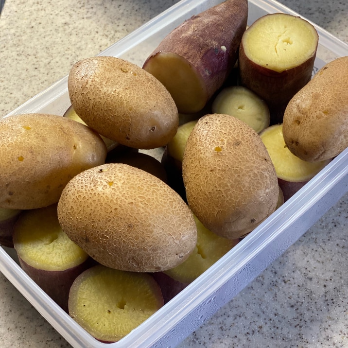 【電鍋】さつまいもとじゃがいもの塩味煮
